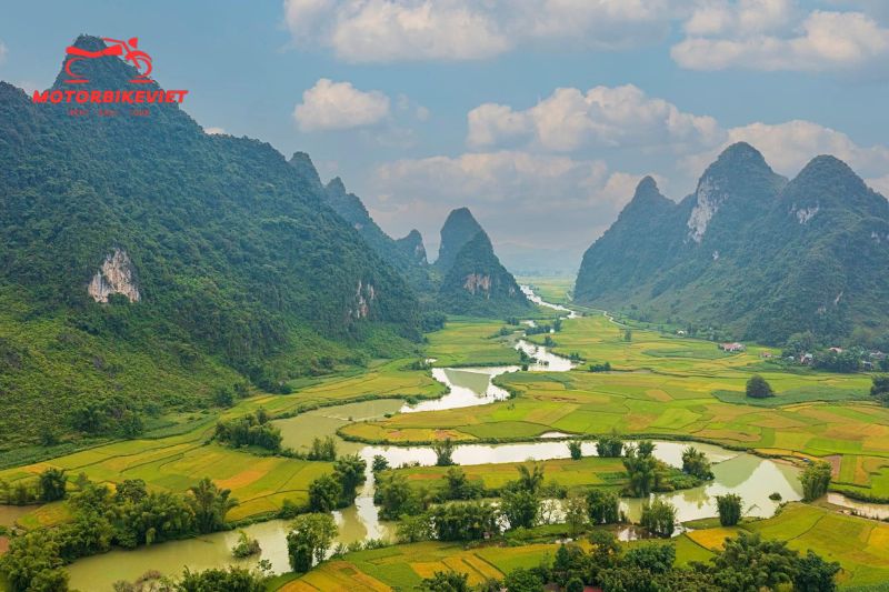 2 days 1 night travel to Cao Bang